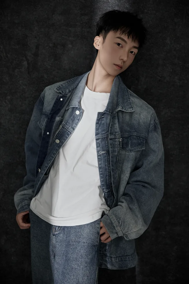 Standing denim portrait of Z·GY